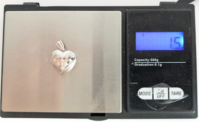 9ct White Gold Heart Locket Pendant Chequered Pattern Textured Keepsake 1.5g