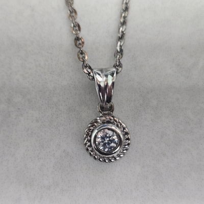 Silver Necklace Pendant Cubic Zirconia Stone 925 Stamped 44cm Length Chain