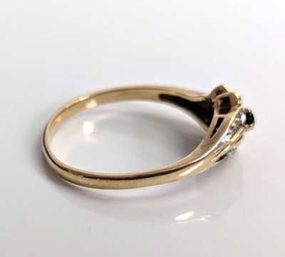 9ct Gold Ring Sapphire and Diamond 1989 Hallmarked Size R 2.1g