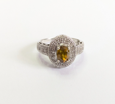 9ct White Gold Ring Sphene Diamond Hallmark Size N 3.5g