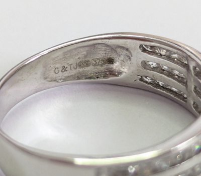 9ct White Gold Cubic Zirconia Wide Hallmarked Ring Size O 2.6g
