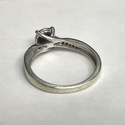 9ct White Gold Ring Diamond 0.20ct Stones Solid Band Hallmark Ring Size O