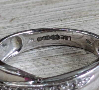 9ct White Gold Ring Diamond Hallmark Size J 1/2