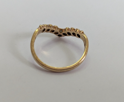 9ct Gold Wishbone Ring Diamond Hallmark Size N 2.2g