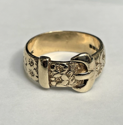 Mens 9ct Gold Ring Belt Buckle Floral Design Engraved Hallmark Size V