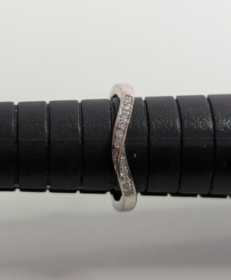 18ct White Gold Ring 10 Diamond Solid Band Hallmark Size J 1/2