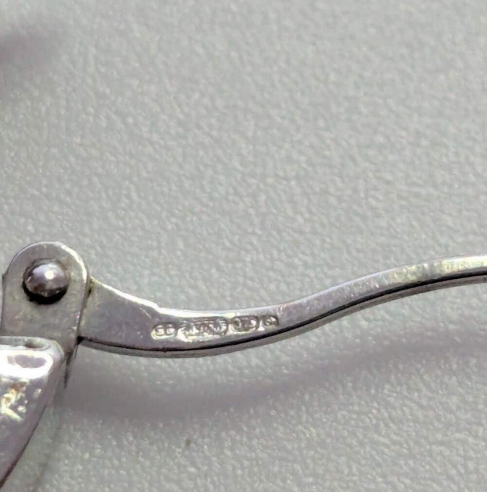 9ct White Gold Hoop Earrings Lever Backs UK Hallmark 25mm x 25mm 2.7g