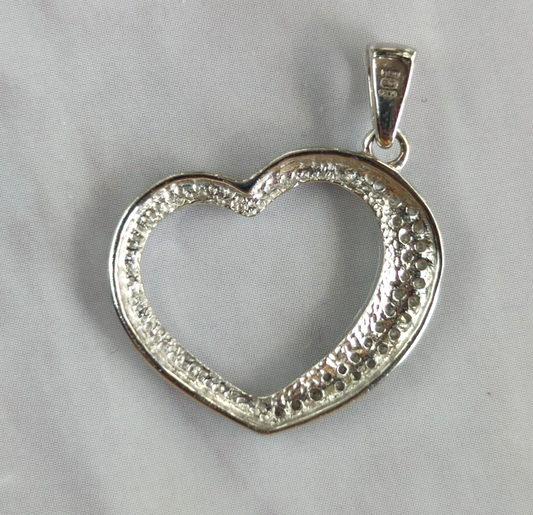 9ct White Gold Heart Necklace Pendant Diamonds Stones Hallmark Size 19mm X 16mm