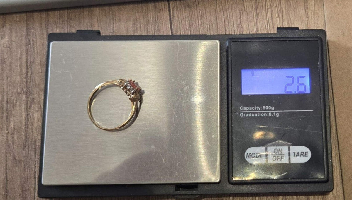 9ct Gold Orange White Sapphire Ring Size R Hallmarked 375 September 2.6g