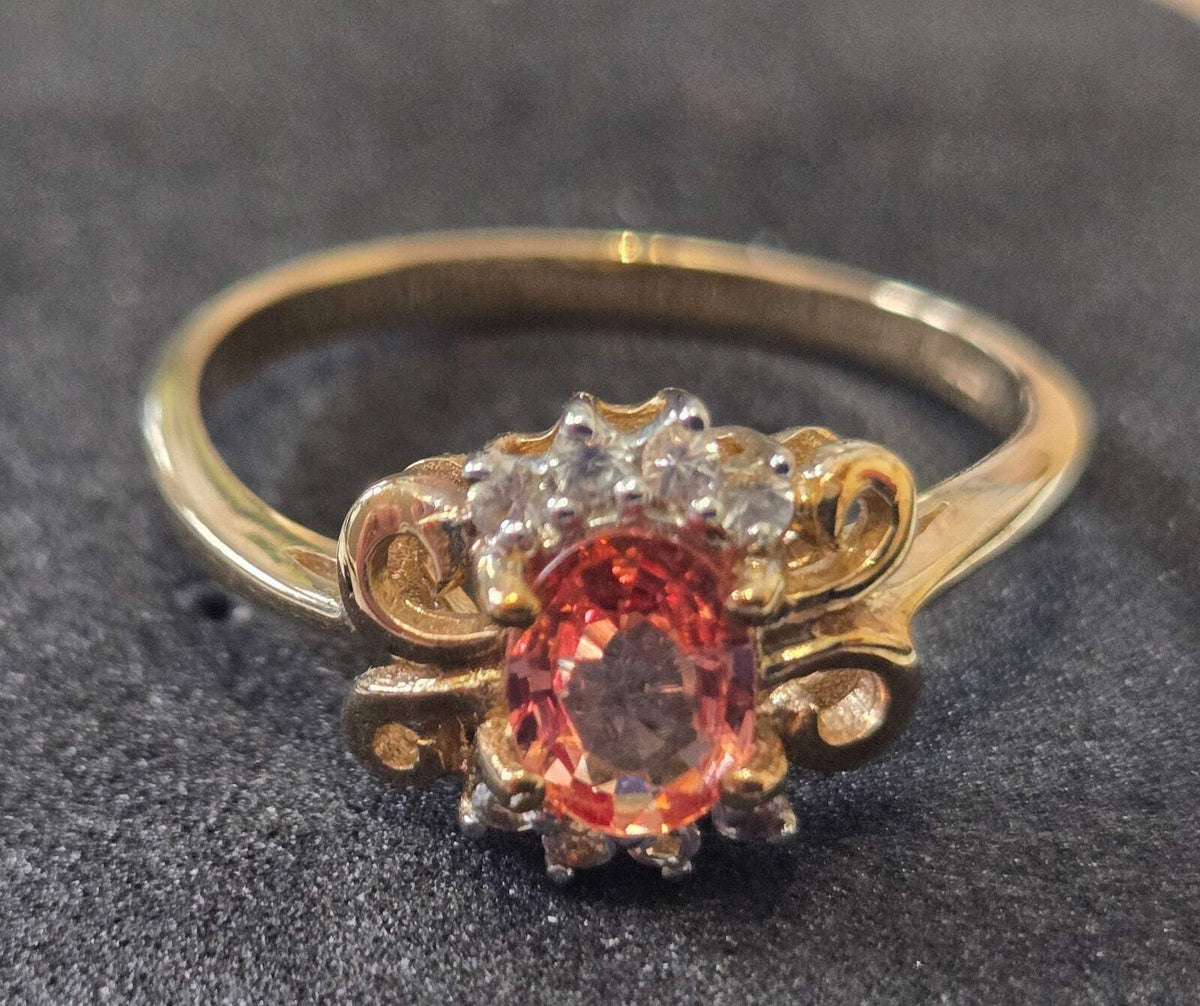 9ct Gold Orange White Sapphire Ring Size R Hallmarked 375 September 2.6g