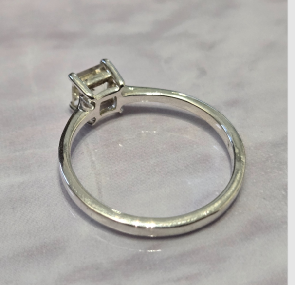 Silver Ring Yellow Sunstone Stone Ring 925 Solitaire Size R Certification 1.9g