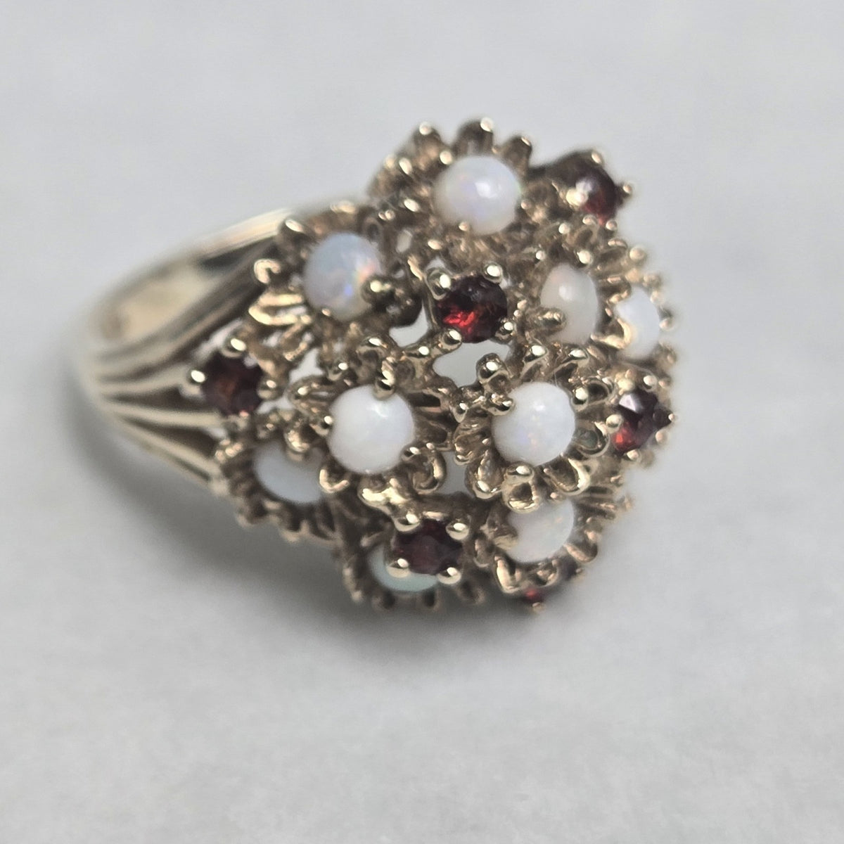 9ct Gold Ring Opal and Garnet 16x Hallmarked Size O 1/2