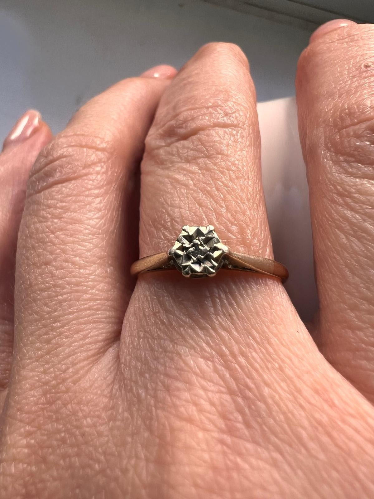 9ct Gold Ring Diamond Single White Gold Hallmark Size O