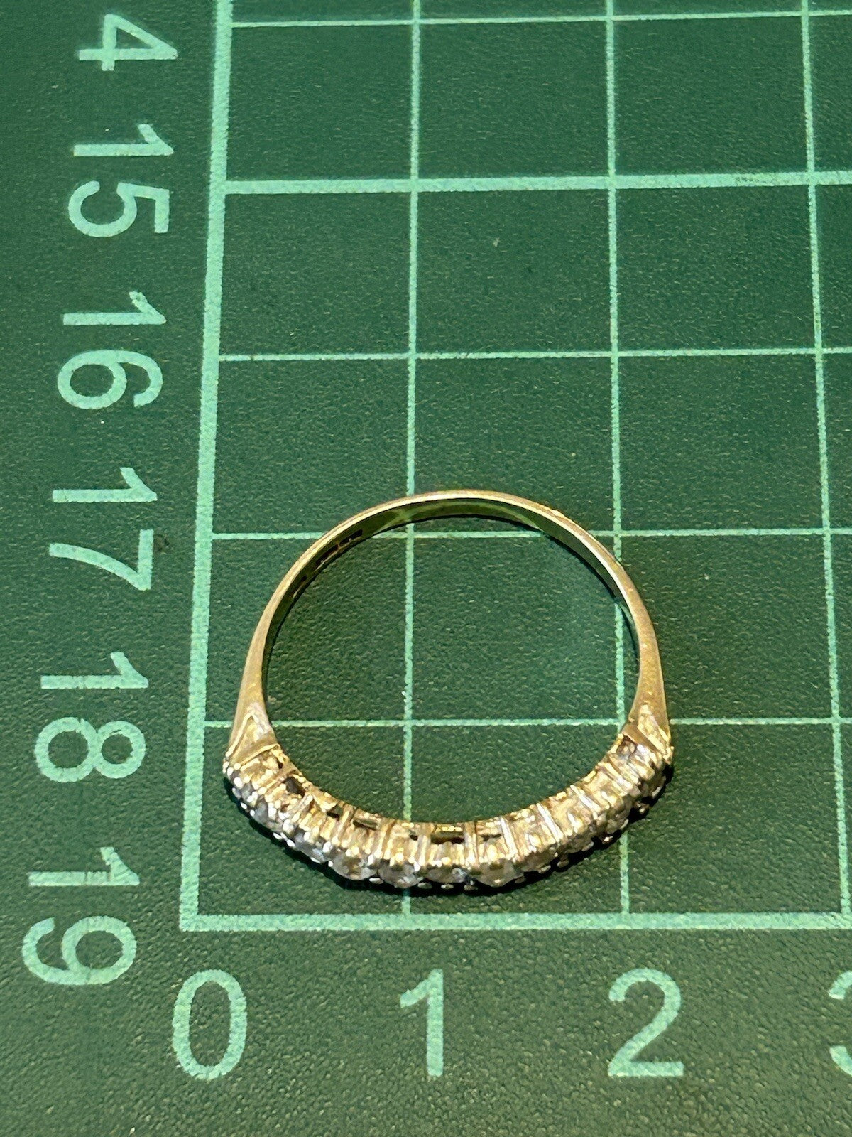 9ct Gold Eternity Ring Cubic Zirconia Stones Size N Hallmarked 1.4g