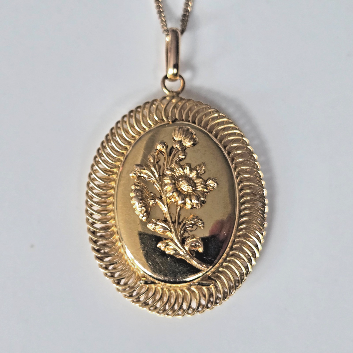 18ct Rolled Gold Vermeil Silver Photo Locket Pendant Floral Egyptian Hallmark
