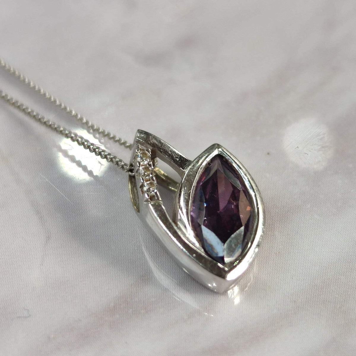 9ct White Gold Pendant Necklace Amethyst & Diamond Stones Hallmarked 49cm Long