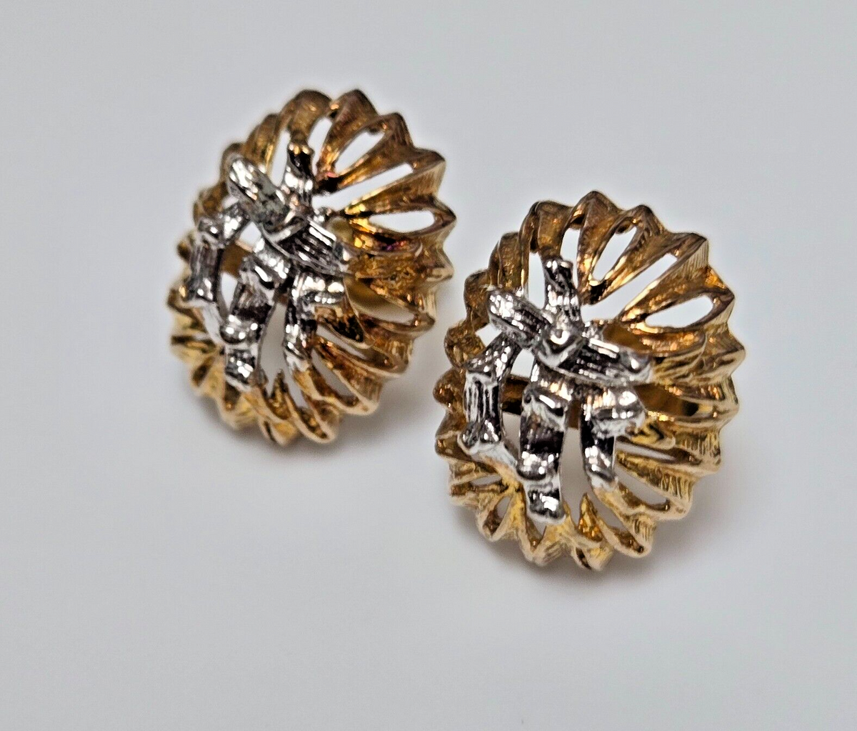 9ct Yellow White Gold Stud Earrings Two Tone Raised Textured Pattern Butterfly