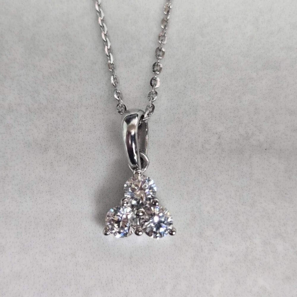 925 Sterling Silver Trilogy Necklace 3 Stone Round CZ Pendant Lobster Chain 45cm