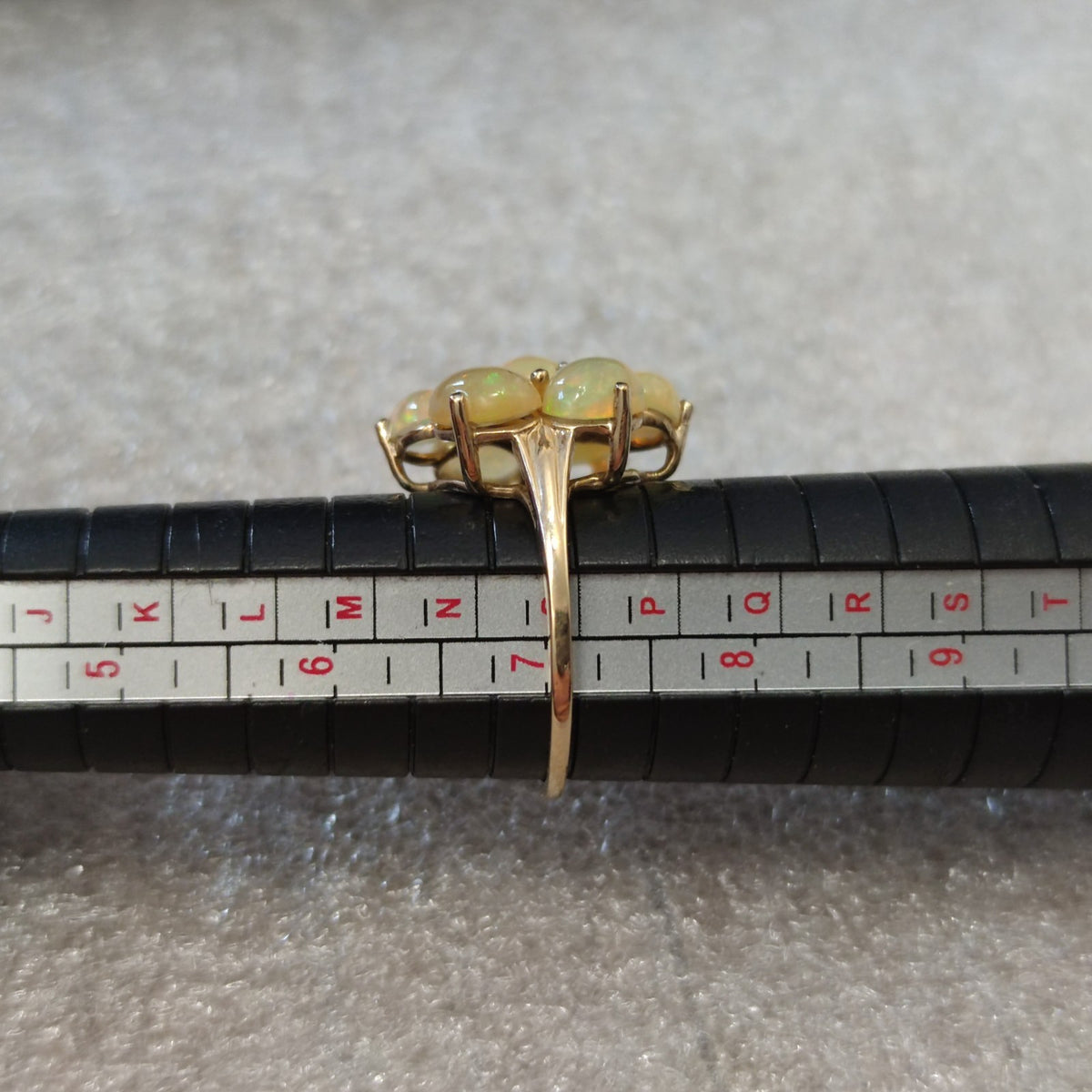 9ct Gold Opal Ring Size N 1/2 UK 2011 Hallmarked Cluster Cocktail 3.2G