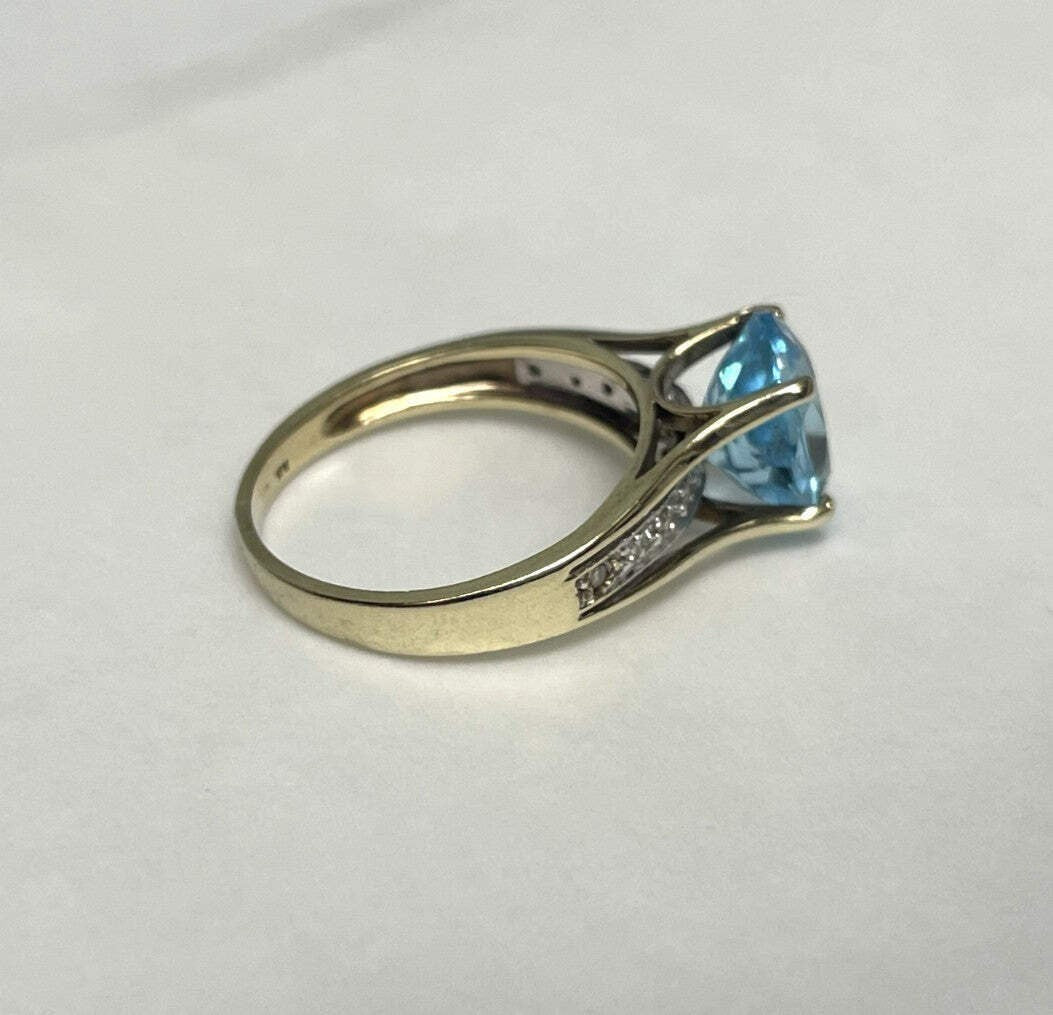 9ct Gold Ring Topaz And Diamond Solid Band Hallmark Size O 1/2