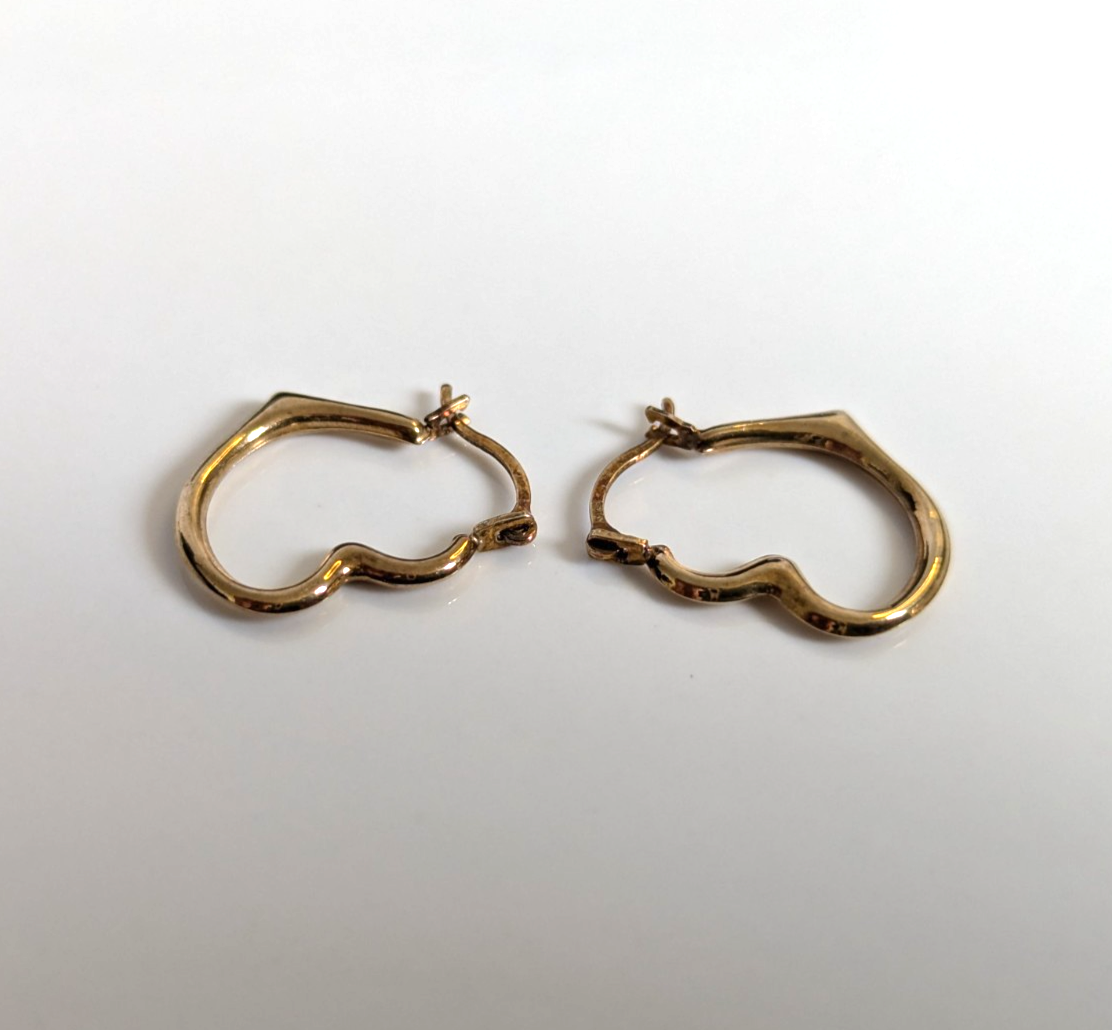 9ct Gold Heart Earrings UK Hallmarked Hinged Closure Hollow 0.9g 16mm x 12mm