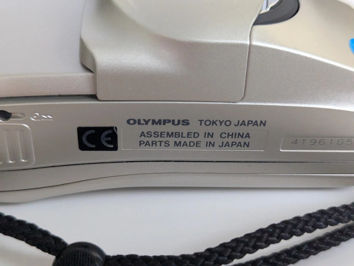 Olympus Zoom 115 35mm Compact Film Camera With Case Autofocus Flash Working