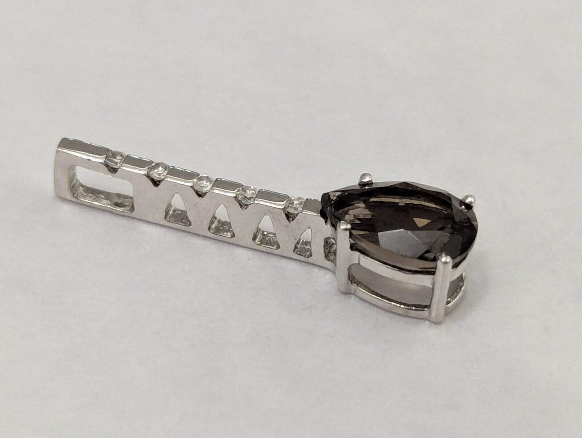 9ct White Gold Necklace Pendant Quartz and Diamond Stones Hallmark 25mm x 6mm