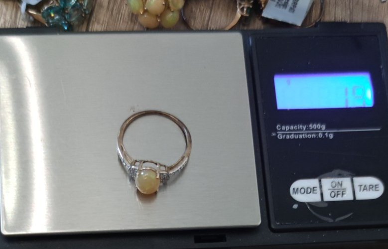 9ct Gold Oversized Statement Ring Opal Diamond Stones Size S 1/2 Hallmarked