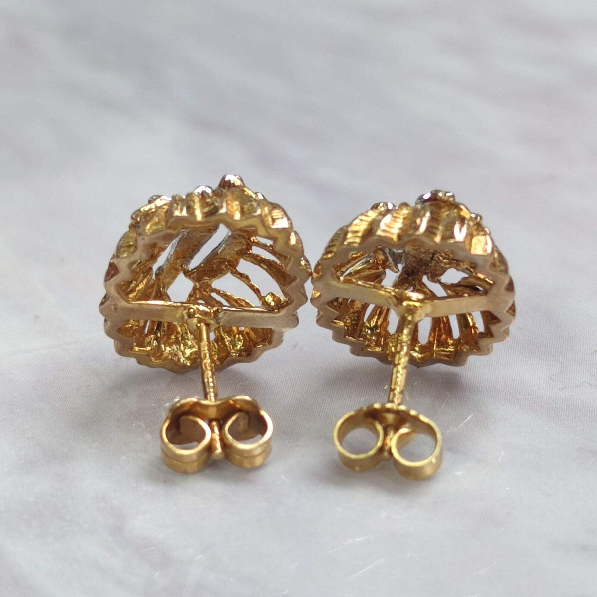 9ct Yellow White Gold Stud Earrings Two Tone Raised Textured Pattern Butterfly