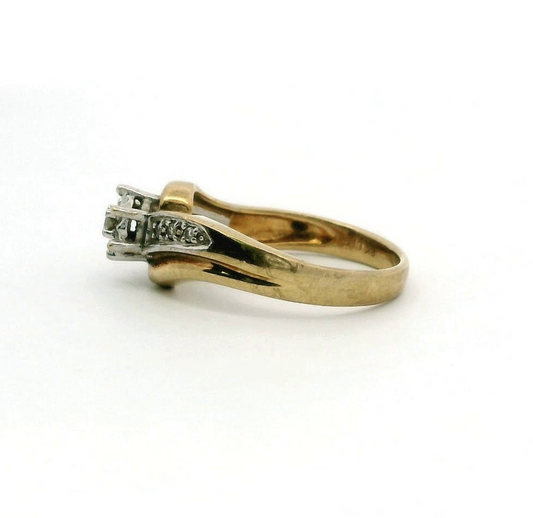 9ct Gold Ring Diamond 7x Size M Hallmarked 3.1g