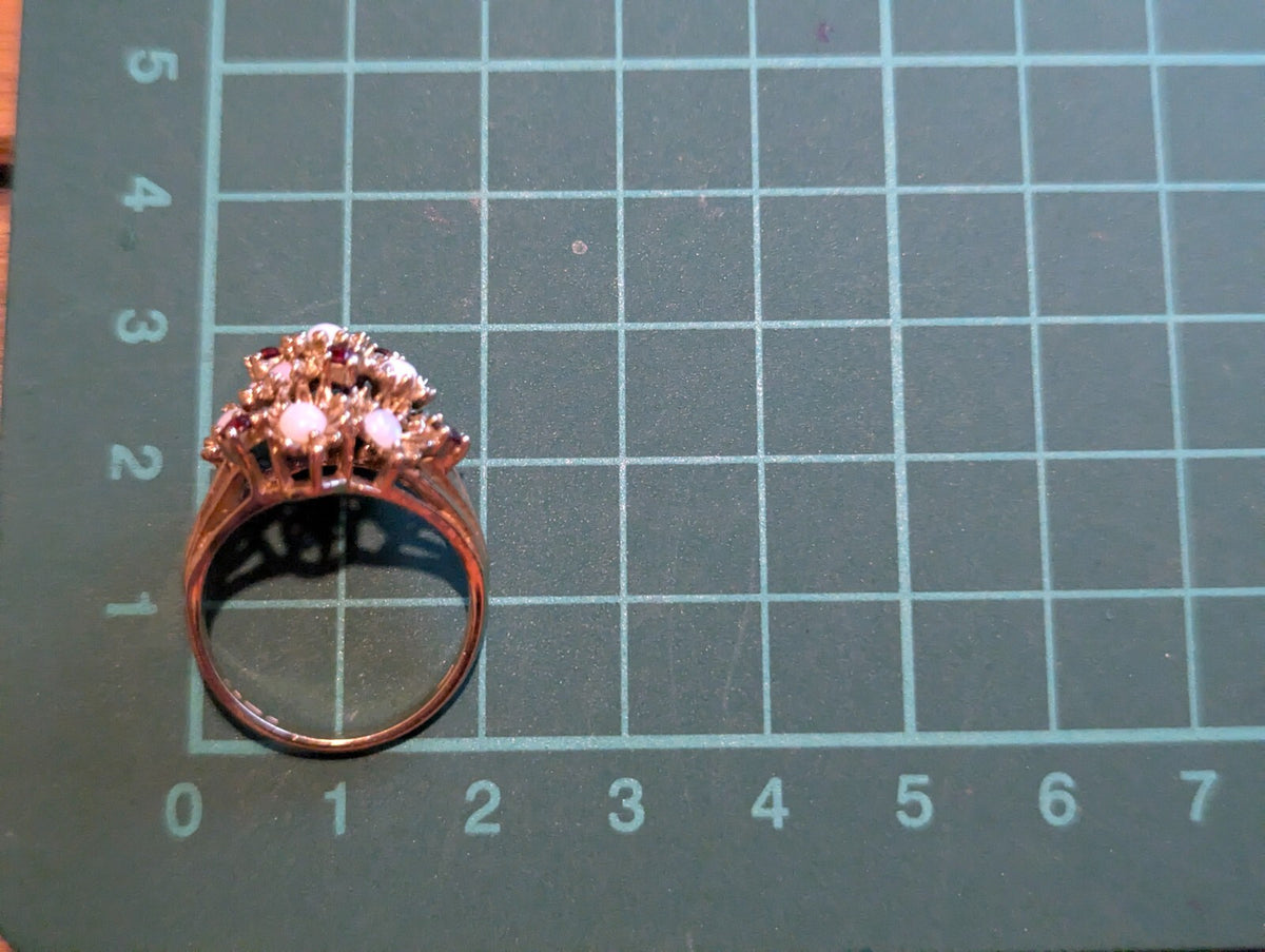 9ct Gold Ring Opal and Garnet 16x Hallmarked Size O 1/2
