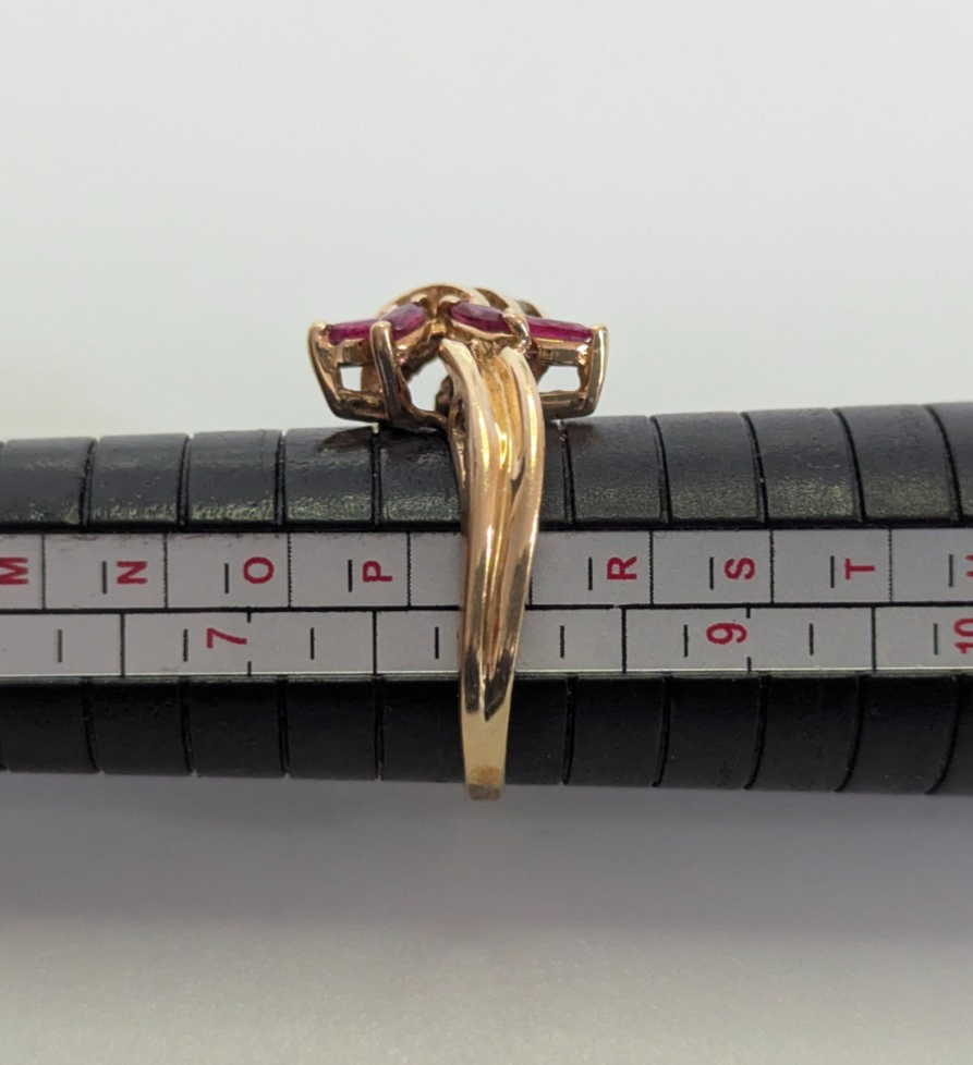 Vintage 14ct Gold Ring Ruby Diamond 14ct Stamped Size P 1/2 3.5g
