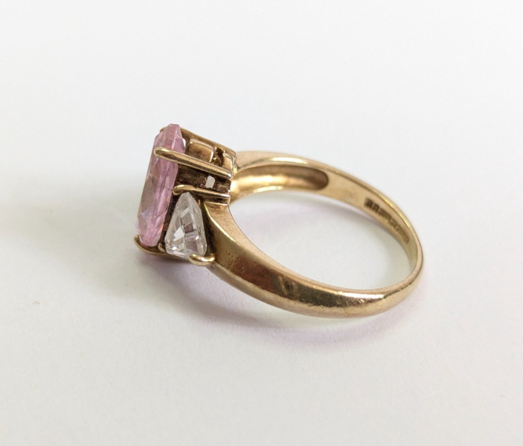 9ct Gold Ring Cubic Zirconia Hallmarked Size K 1/2