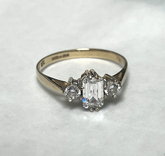 9ct Gold Ring Cubic Zirconia Fine Solid Band Hallmark Size O
