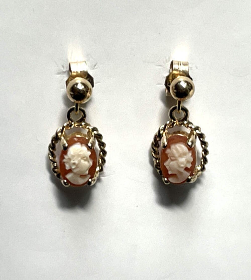 9ct Yellow Gold Dangle Cameo Earrings White Shell 14mm Drop Length