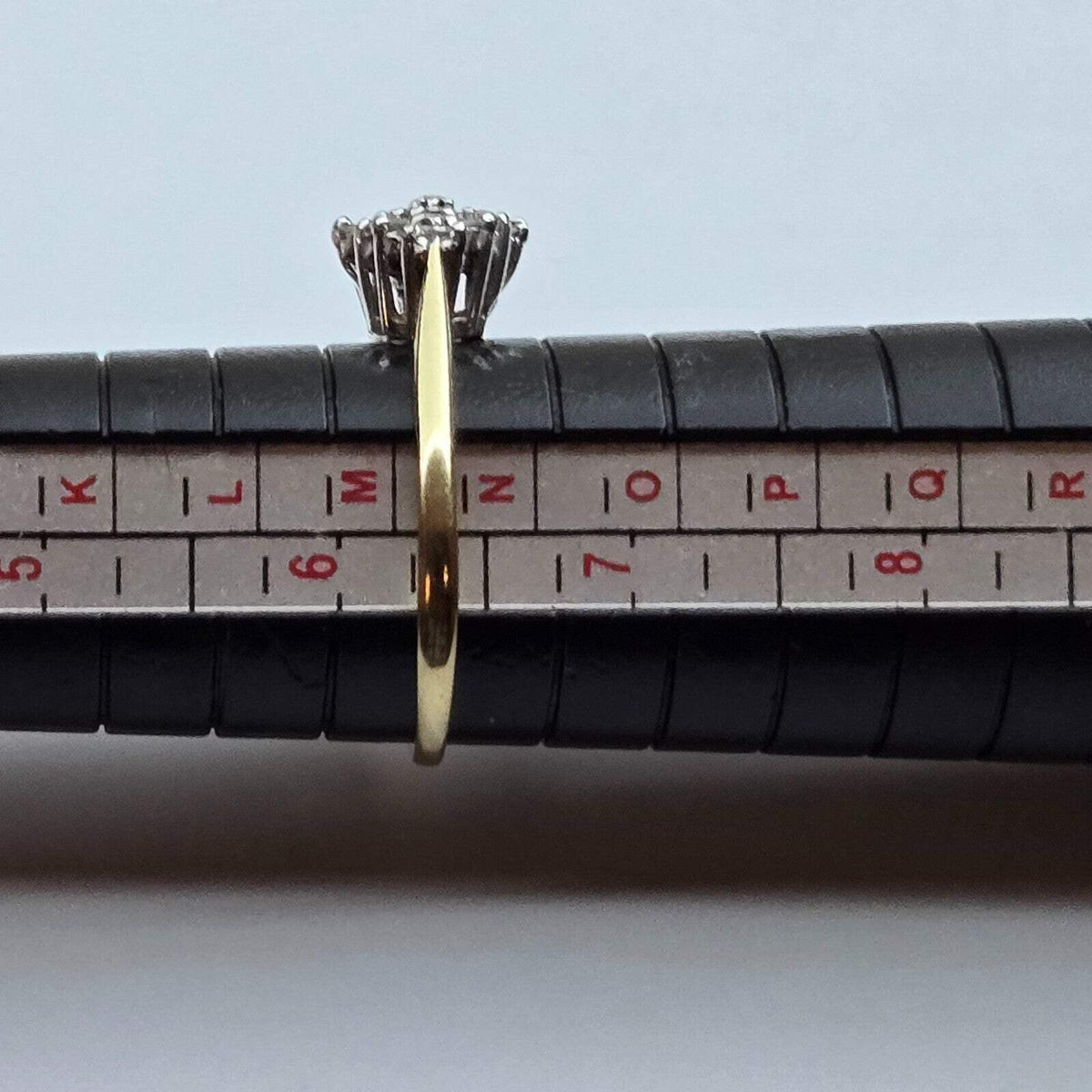 9ct Gold Diamond Ring 0.25ct Cluster Style Size M 1/2 Hallmarked