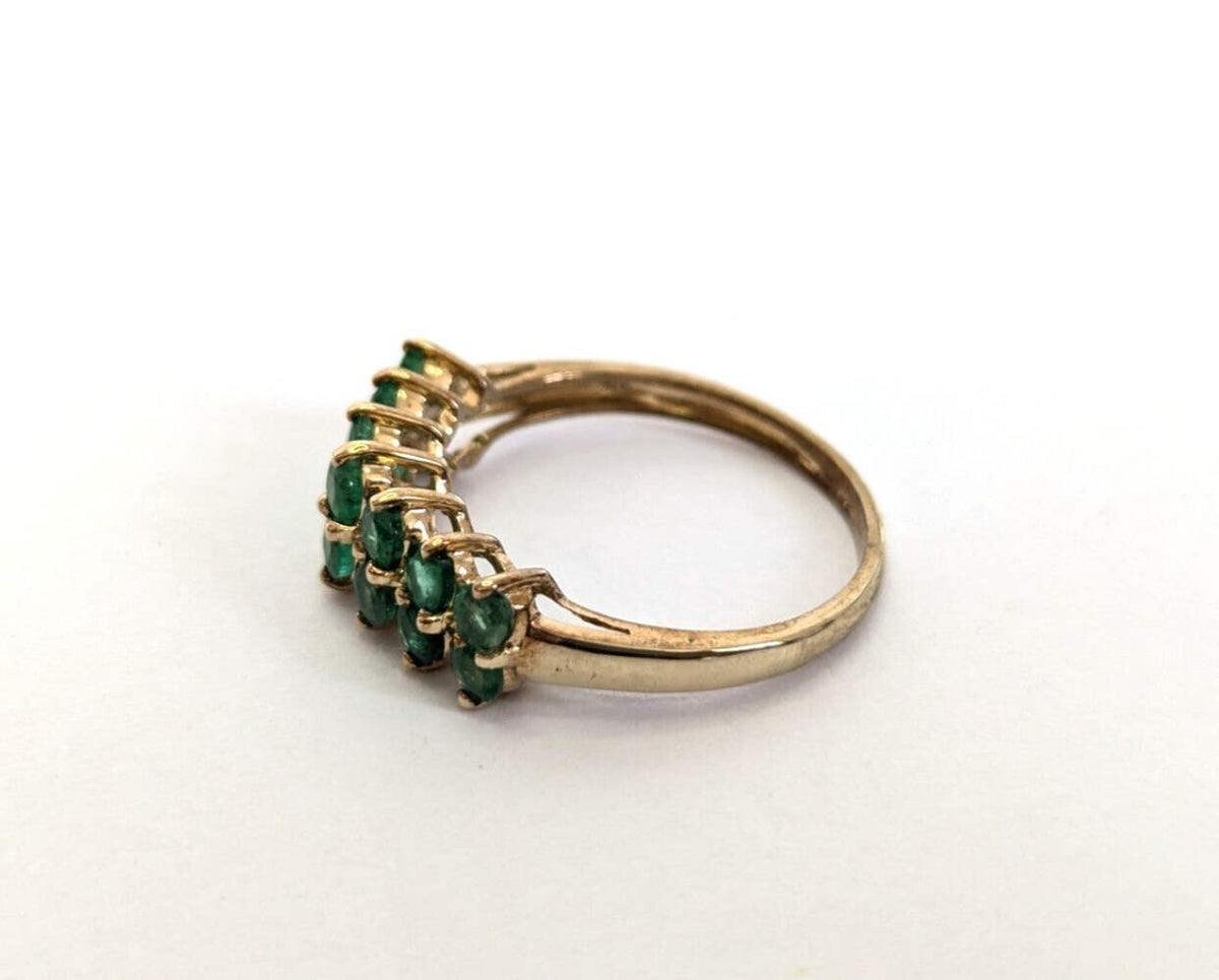 9ct Gold Ring Emerald Green 14x Hallmarked Size Q 2.5g