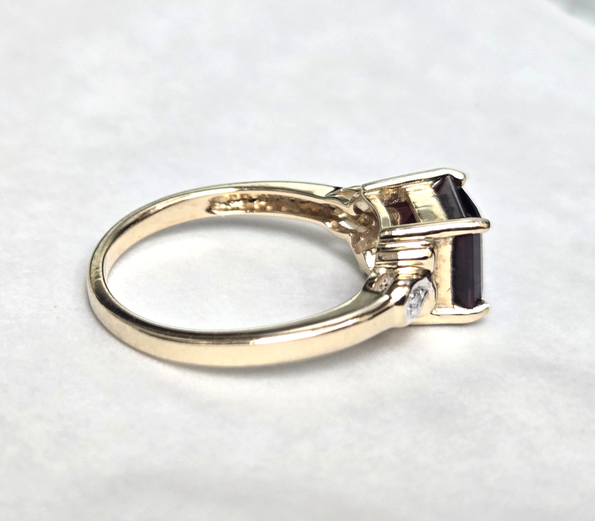 9ct Gold Garnet Diamond Ring Size N 1/2 Square Solitaire Hallmark 375 3g