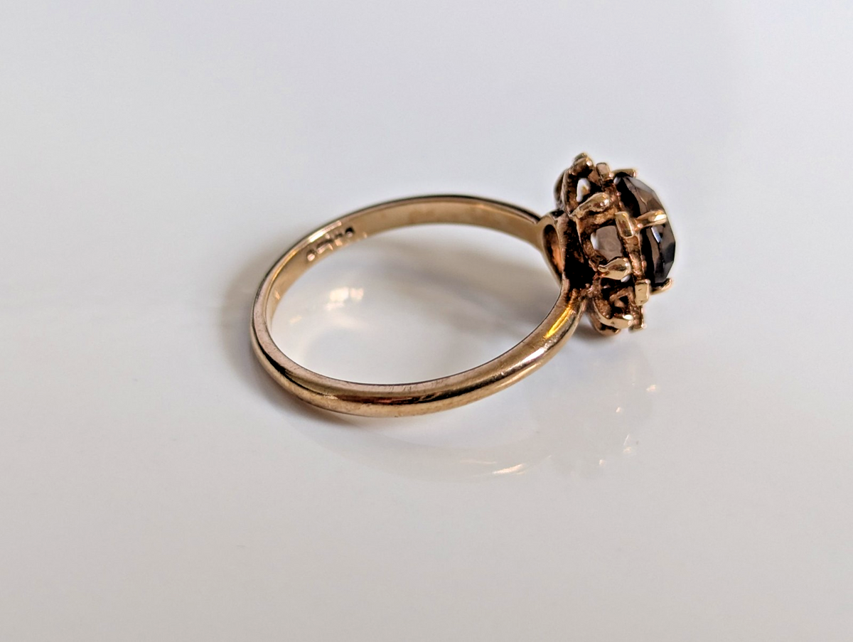 Vintage 9ct Gold Ring Quartz Solid Band Hallmark Size O 1/2