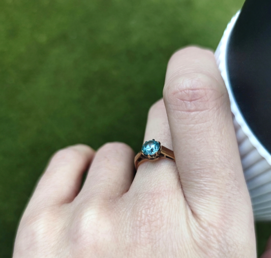 9ct Gold Ring Aquamarine Blue Hallmark Size M