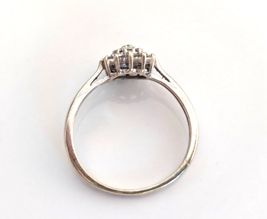 9ct Gold Diamond Engagement Ring Round Cut Cluster Size L Hallmark 375 1.6g