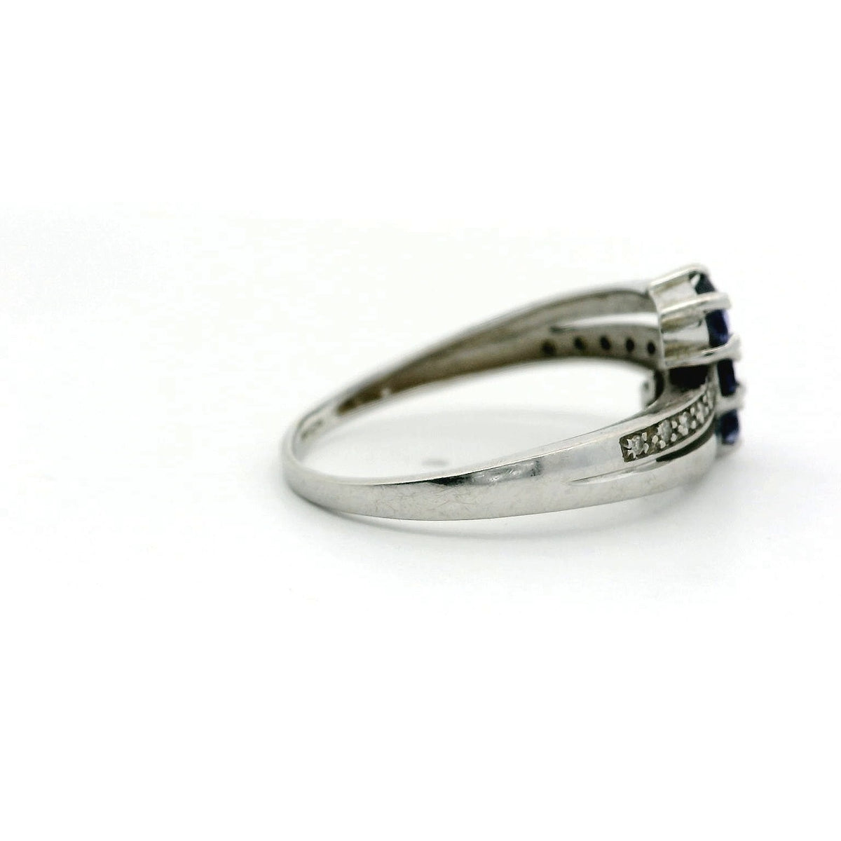 Tanzanite and Diamonds Ring 9ct White Gold UK Hallmark Size R 1/2 2.9g