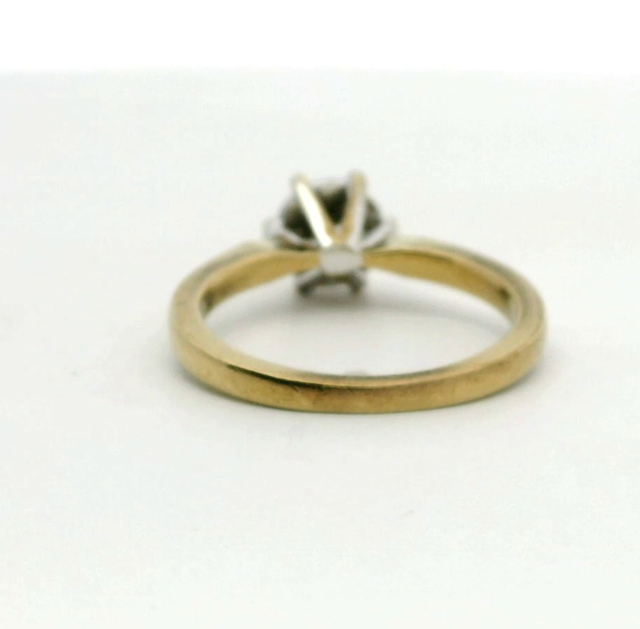 9ct Gold Ring Diamond Stones Size L Hallmarked Cluster Setting 2.7g