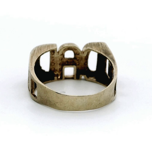 9ct Gold DAD Ring Textured Shoulders Size T UK Metal Hallmarked 3.9g