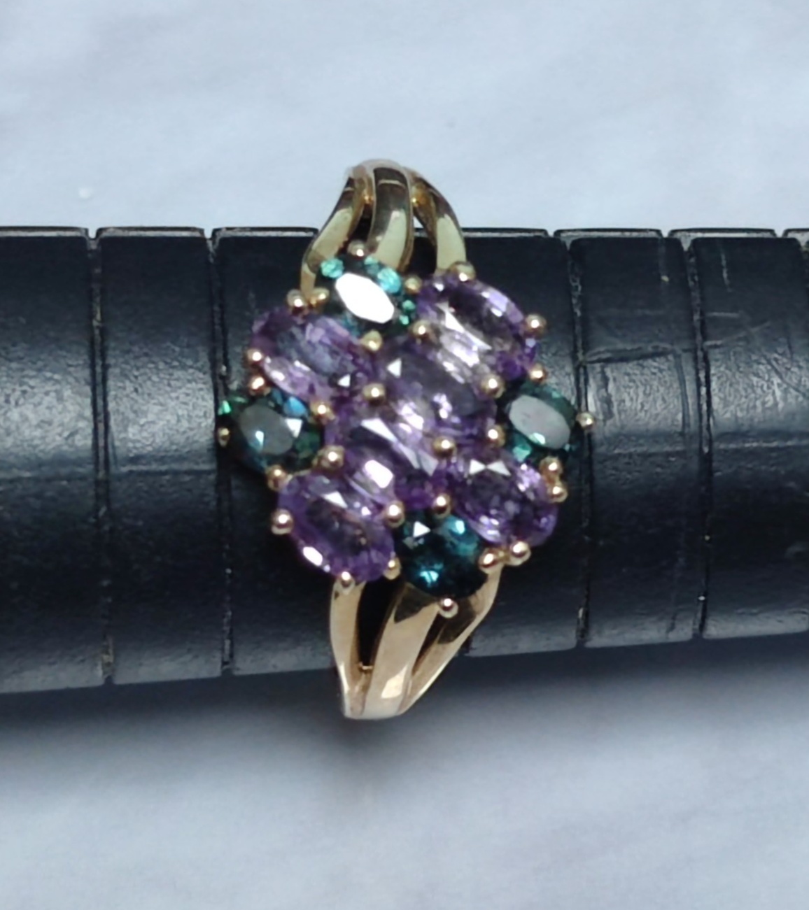 9ct Gold Ring Amethyst & Sapphire Hallmark Size R 3.4g