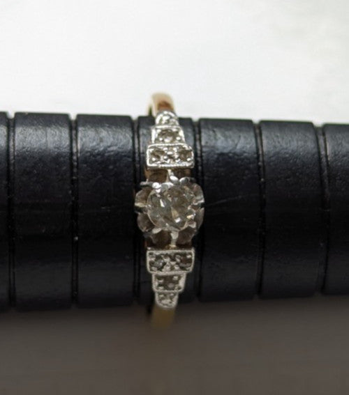 18ct Gold Ring Diamond Platinum Hallmark Size L 1.9g
