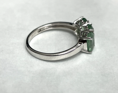 9ct White Gold Three Spinel Ring 375 Size O Authentic Gold Hallmark
