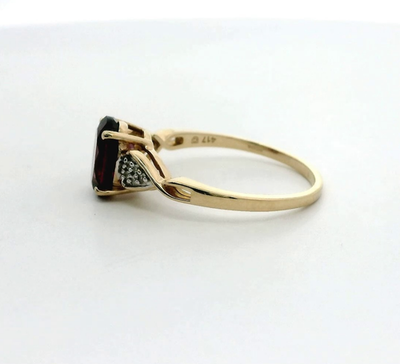 9ct Gold Ring Garnet Zircon Stones Size S Hallmarked 375 Certification 2.6g