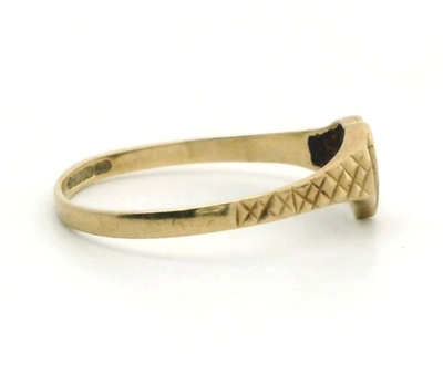 9ct Gold Signet Ring Heart Shaped Size M Hallmarked Engraved Starburst Motif