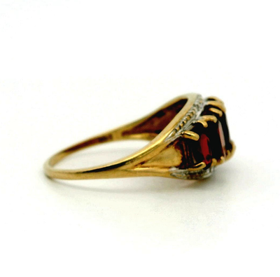 9ct Gold Oversized Ring Garnet Diamond Cluster Stones Size Q 1/2 Hallmarked 2.3g